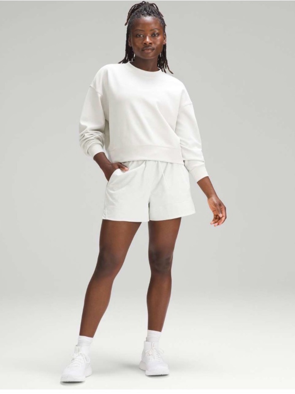 NWT Lululemon Cinchable Waist High-Rise Woven Short 3.5"
Bone XS